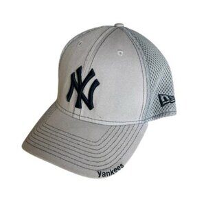 New York Yankees Hat/ Cap 39nth Birthday size Medium- Large